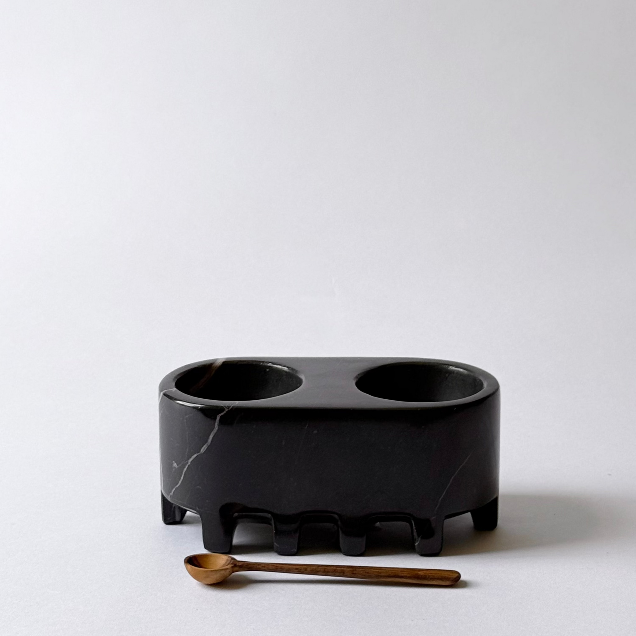 Xolo Container
