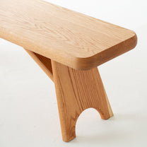 Melk Bench in Oak
