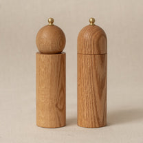 Handcrafted Salt &amp; Pepper Mill Set in Oak