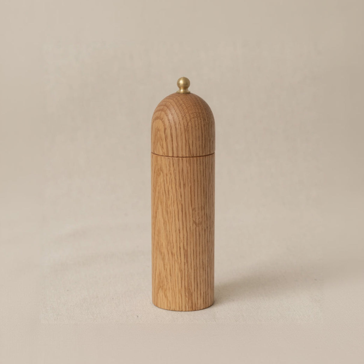 Handcrafted Salt &amp; Pepper Mill Set in Oak